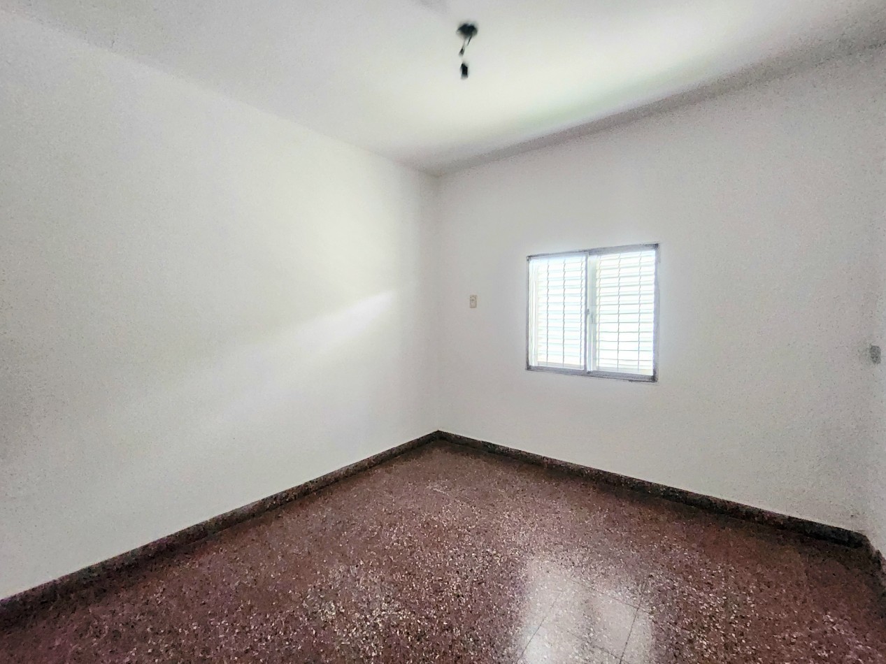 Chile al 1600 - Duplex de 3D c/ Cochera en Condominio Privado