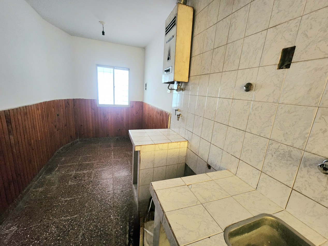 Chile al 1600 - Duplex de 3D c/ Cochera en Condominio Privado