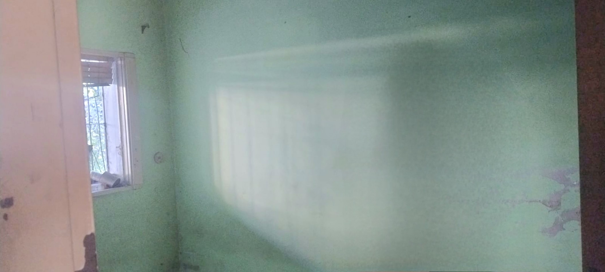 C/ Crisostomo Alvarez al 1700 - Casa a Refaccionar de 4D + Dep + Fondo