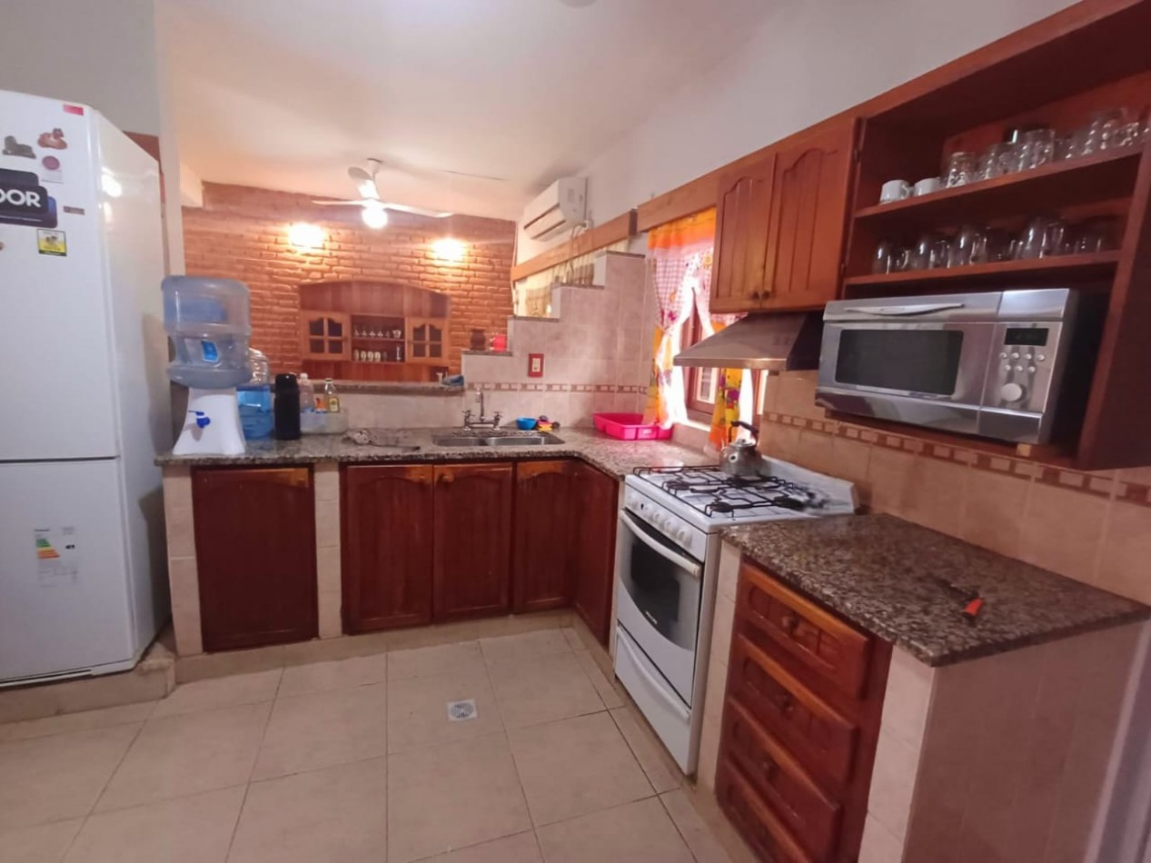 Termas de Rio Hondo - Casa Centrica De 3D + Cochera Av. San Martin al 600