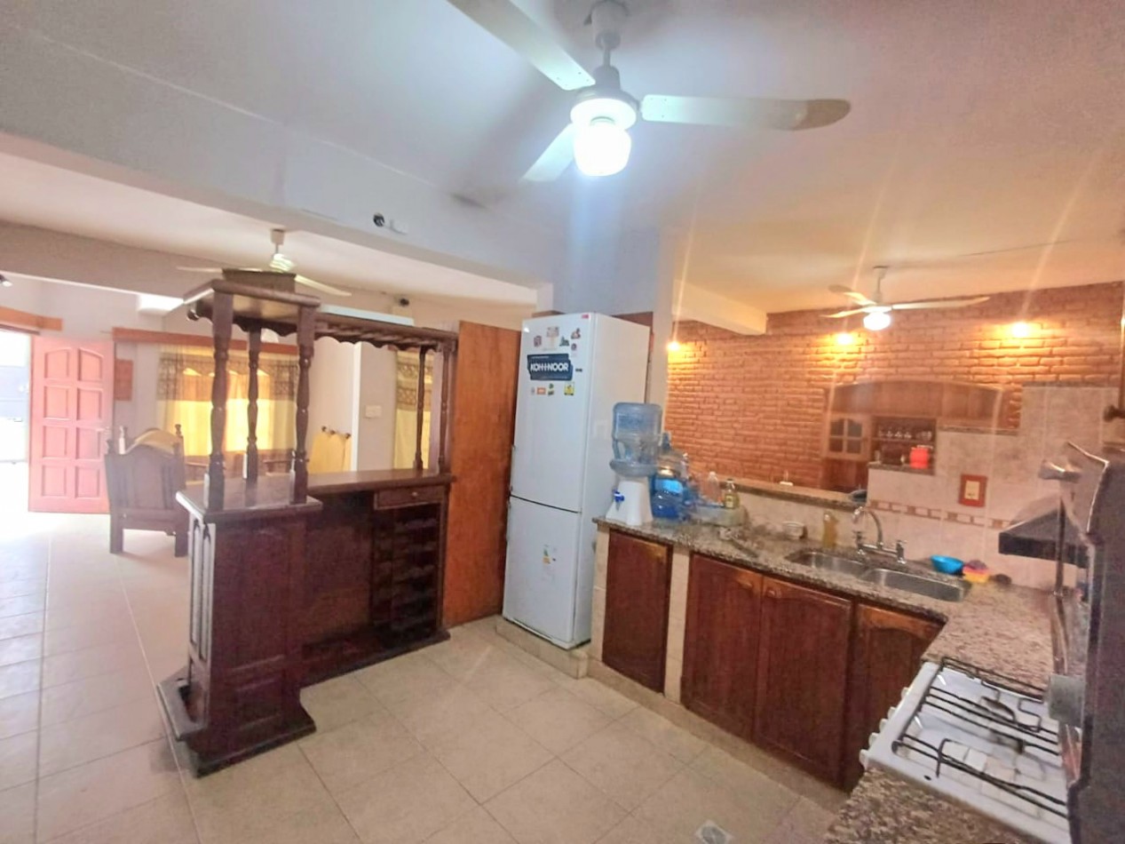 Termas de Rio Hondo - Casa Centrica De 3D + Cochera Av. San Martin al 600