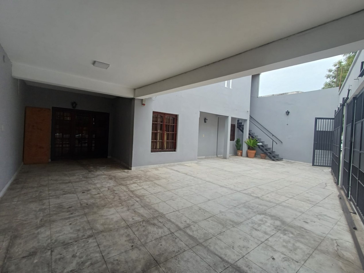 Termas de Rio Hondo - Casa Centrica De 3D + Cochera Av. San Martin al 600
