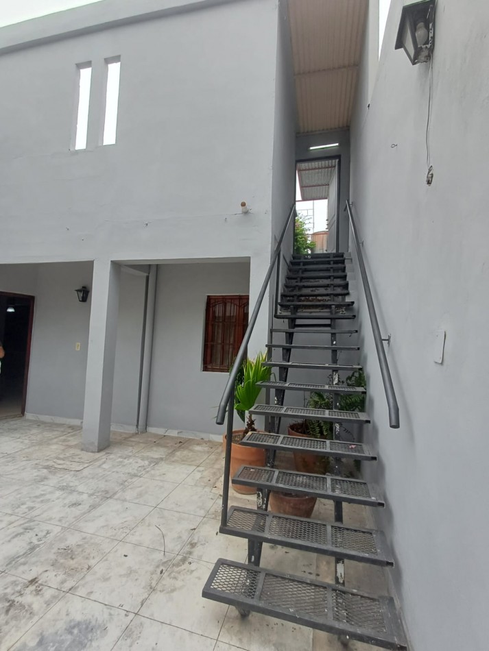 Termas de Rio Hondo - Casa Centrica De 3D + Cochera Av. San Martin al 600