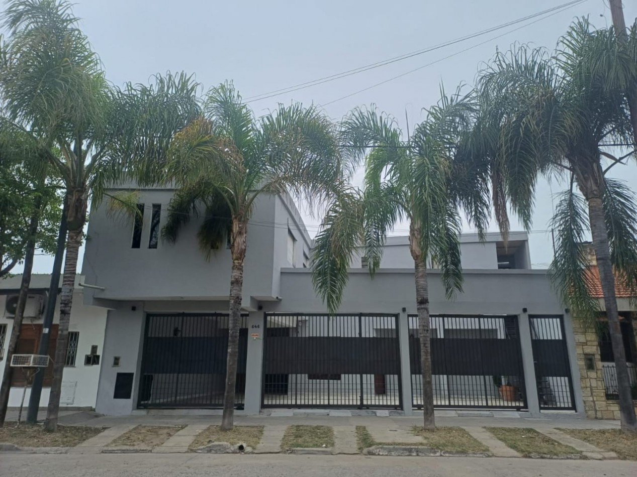 Termas de Rio Hondo - Casa Centrica De 3D + Cochera Av. San Martin al 600