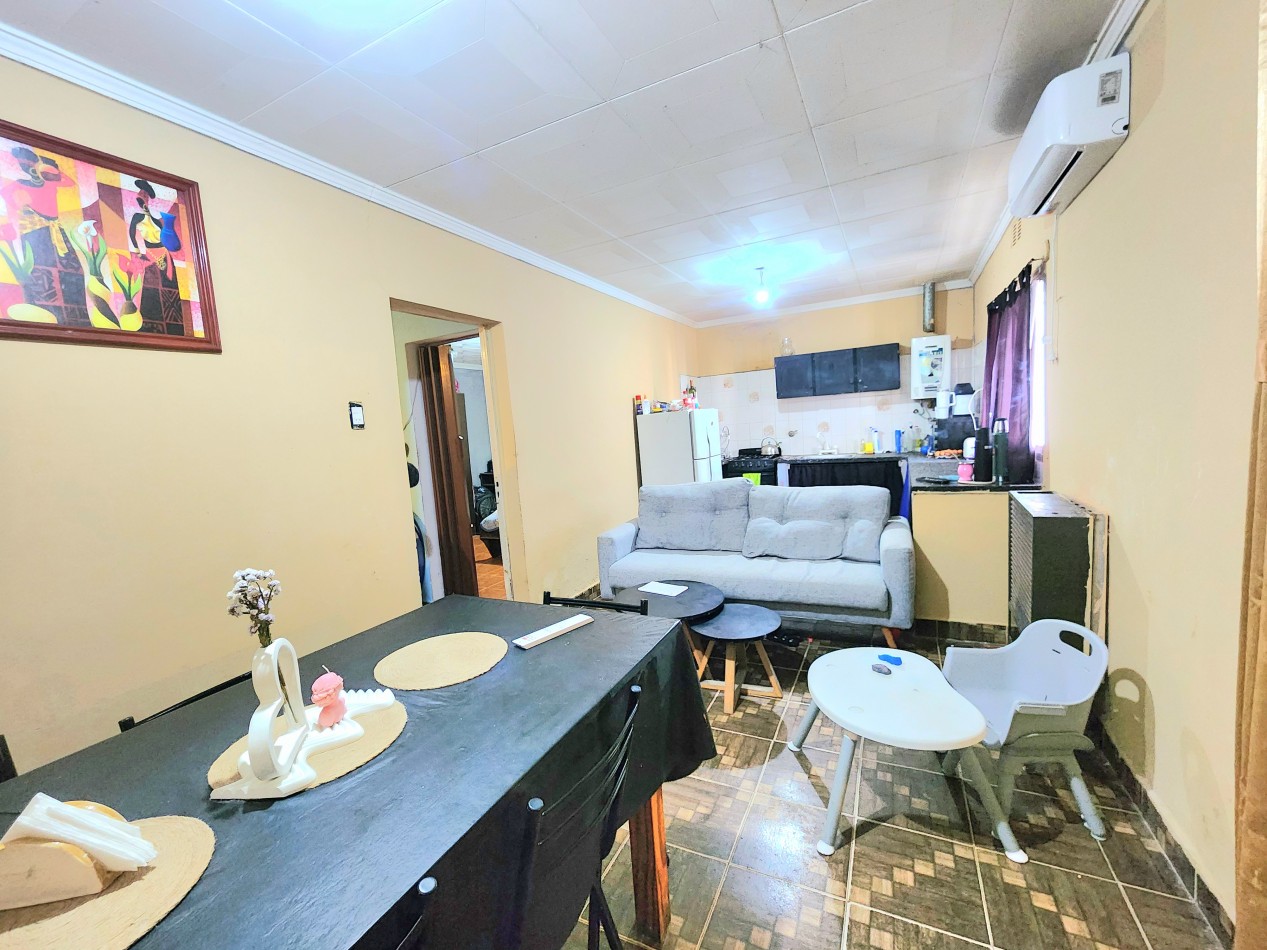 Villa Mariano Moreno - Apta Credito!! Casa de 3D + Fondo y Cochera c/ 37 al 600    