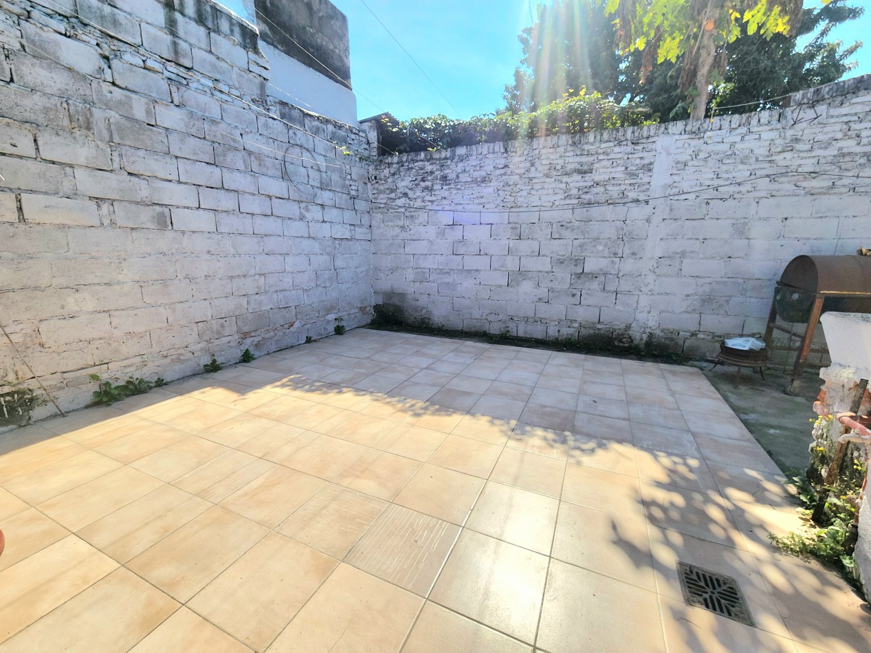 B° Diza - Alt. 9 de Julio 2600 - Casa de 3D + Cochera + Patio Apta Credito!!