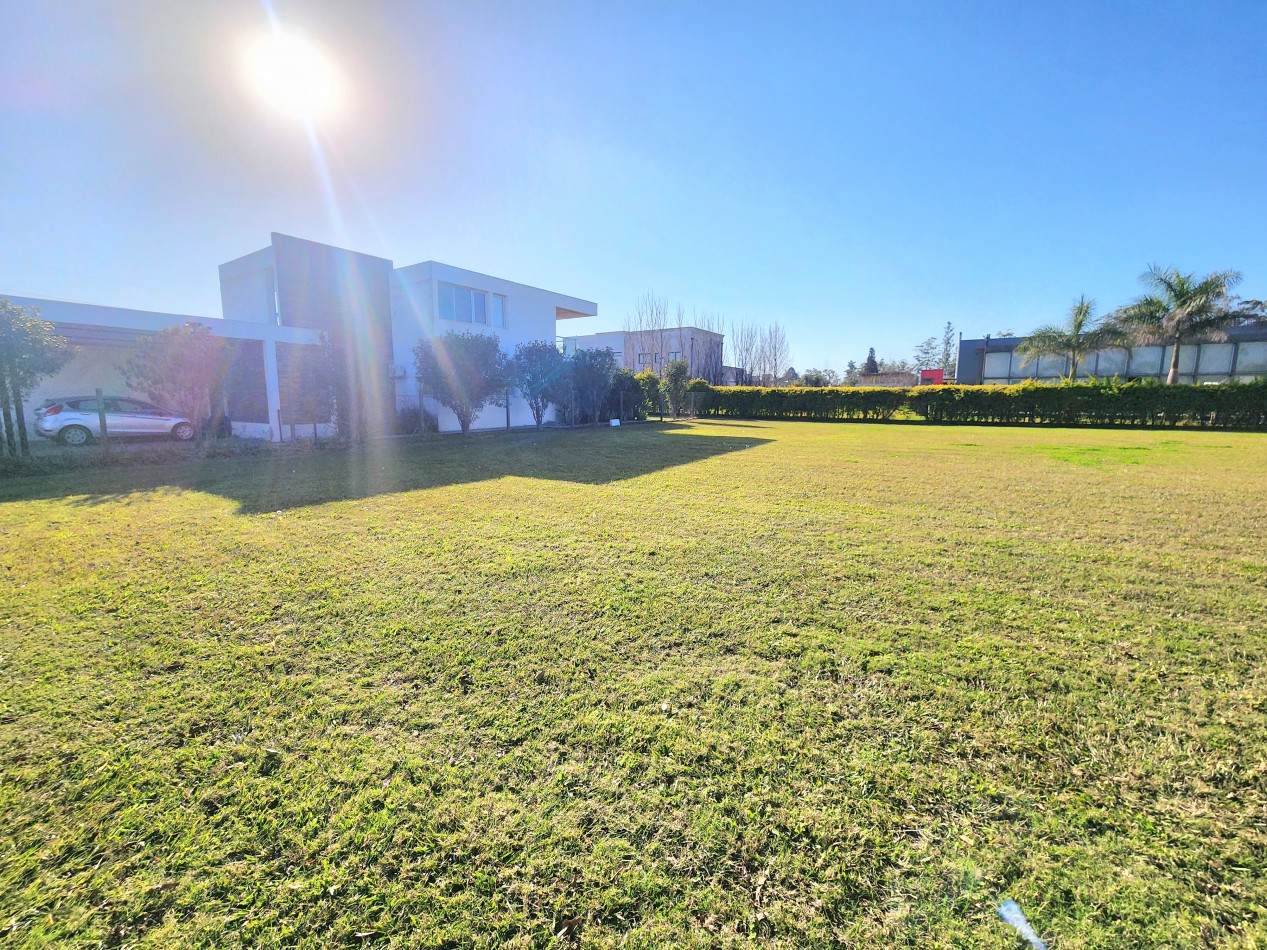 Vilago Country Club - Terreno de 720 m2 Central