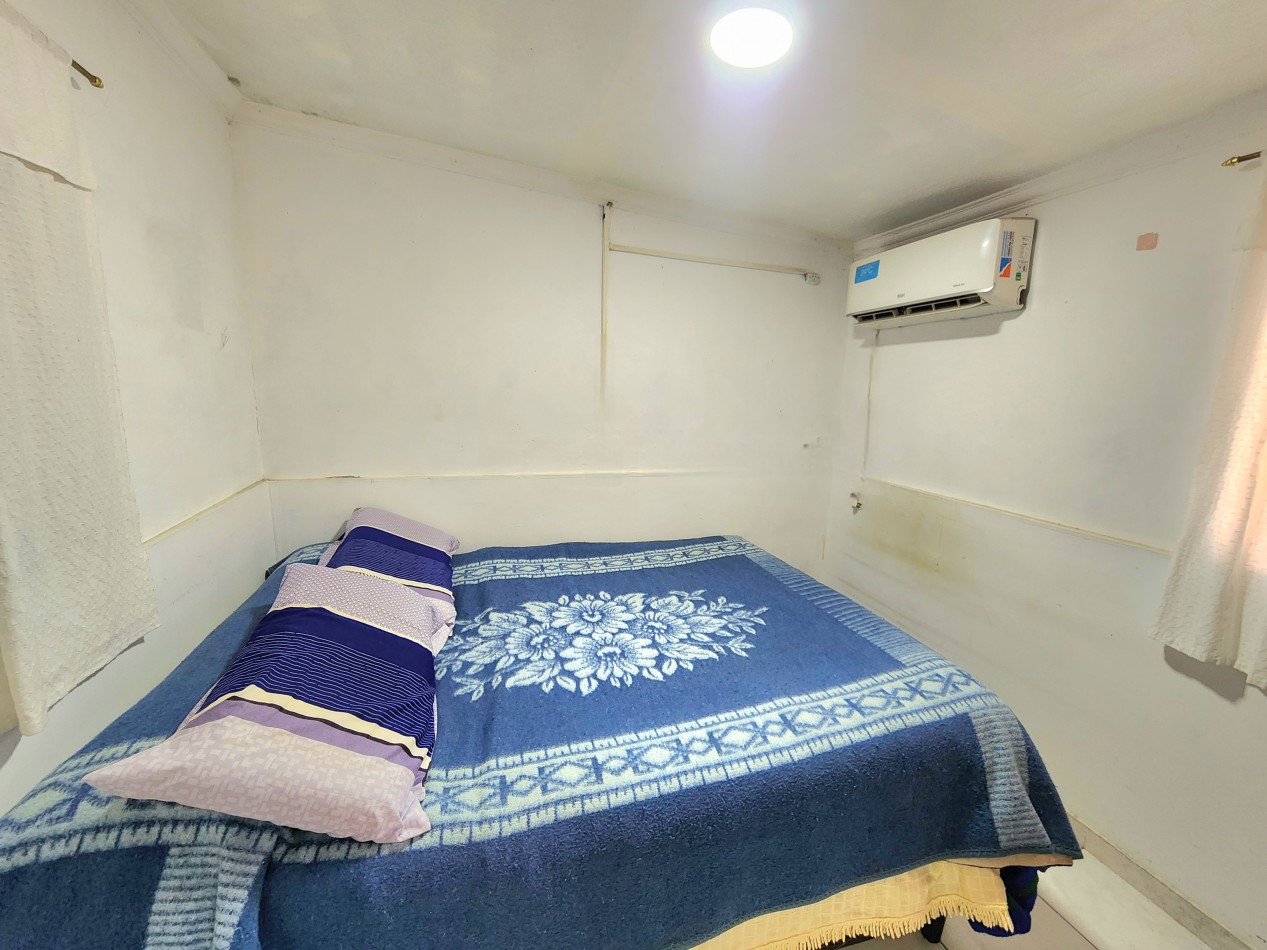 B° Floresta c/ Lincoln al 600 - Casa de 4D + Local+ Fondo + Cochera 