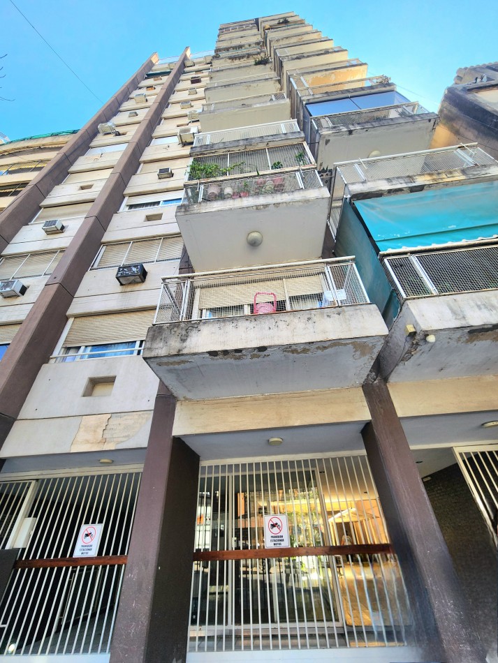 B° Norte - Laprida 642- Depto. 2 Dormitorios 