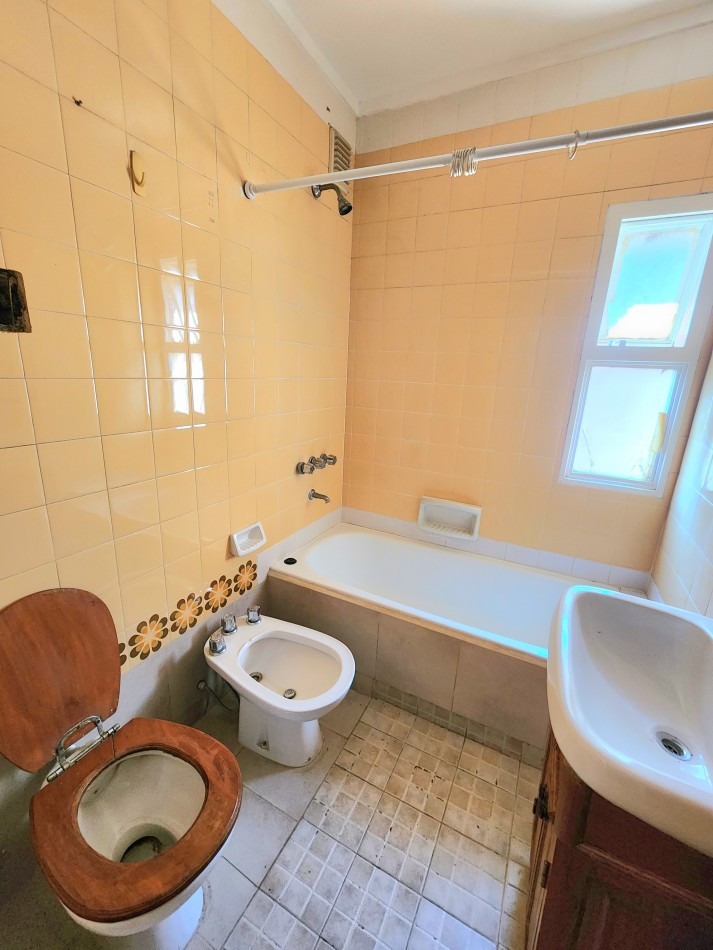 B° Norte - Laprida 642- Depto. 2 Dormitorios 