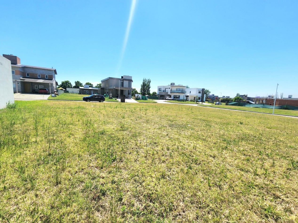 B° Las Quintas 2 - Terreno de 406 m2 Manzana U Cercano a porteria 