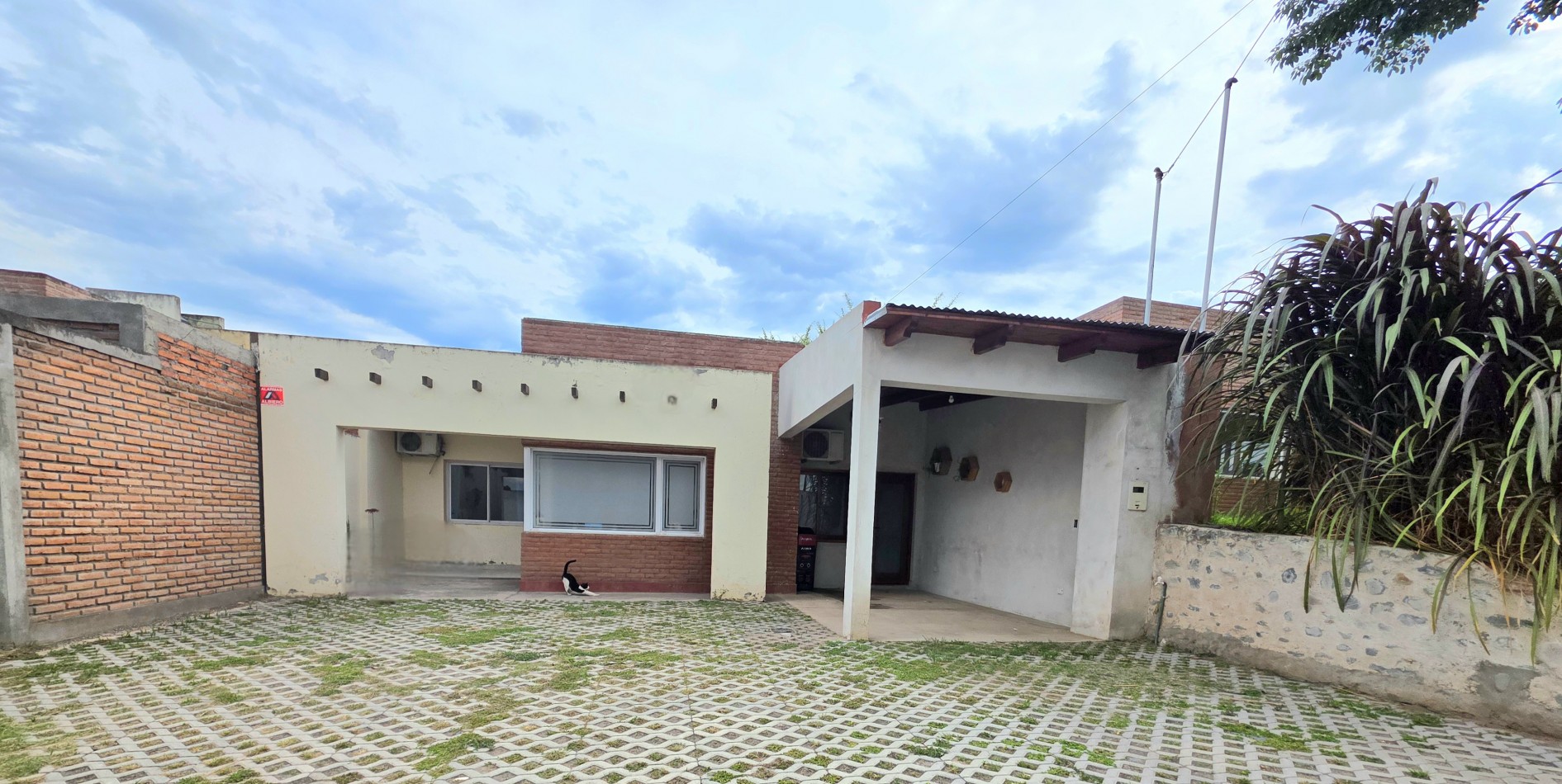 B° Privado Natania Los Nogales - Casa de 3D + Cochera + Fondo