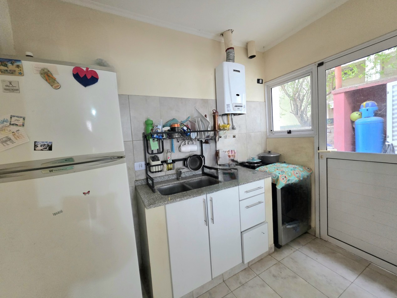 B° Privado Natania Los Nogales - Casa de 3D + Cochera + Fondo