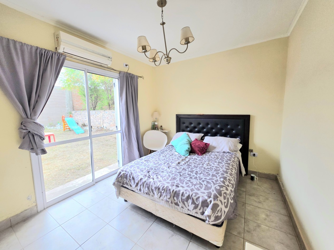 B° Privado Natania Los Nogales - Casa de 3D + Cochera + Fondo