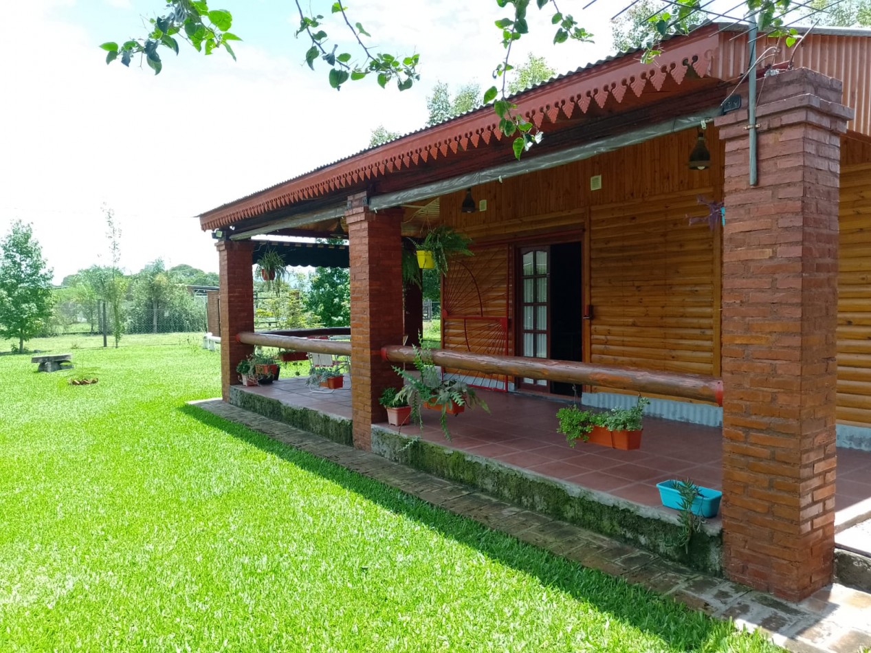 Los Villagra - Casa Simil Tronco de 2D + Quincho + Galeria 