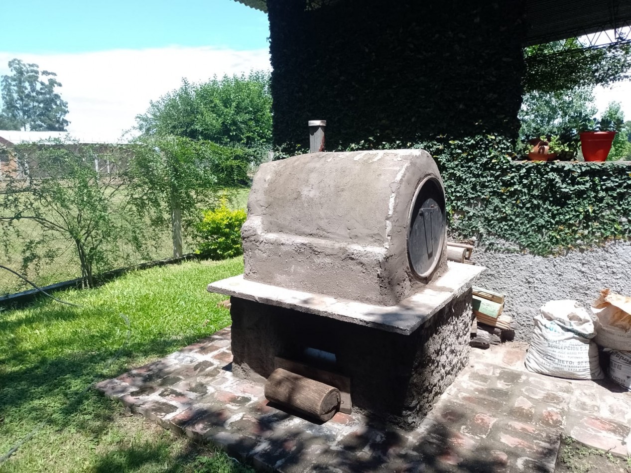 Los Villagra - Casa Simil Tronco de 2D + Quincho + Galeria 