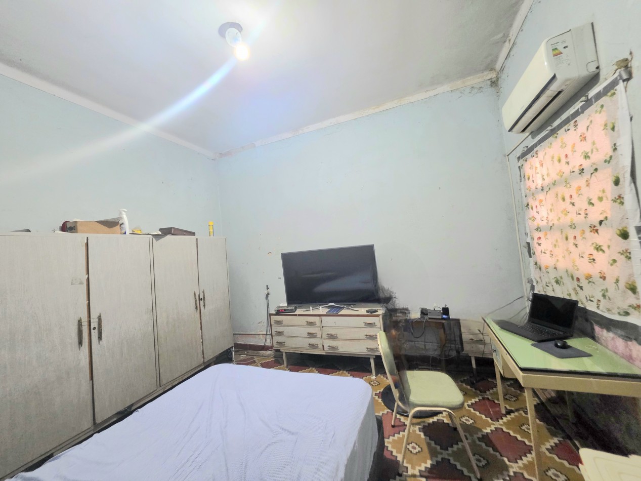 Av. Belgrano al 2400 - Casa a Refaccionar/ Terreno 10 x 60 Ideal Comercial!!