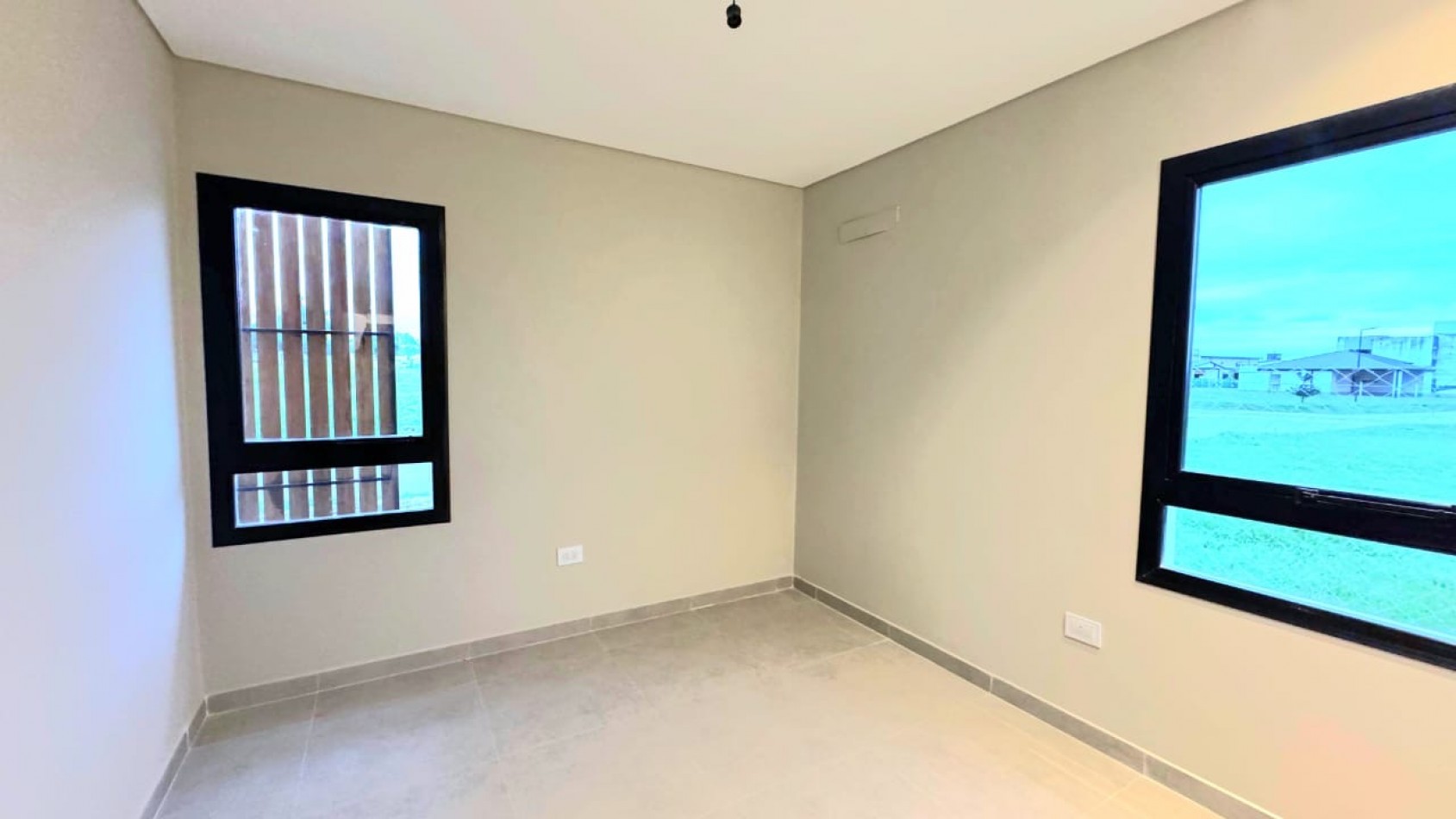 A Estrenar! B° Privado Las Cañas - Casa de 3D + Terreno de 403 m2 Central 