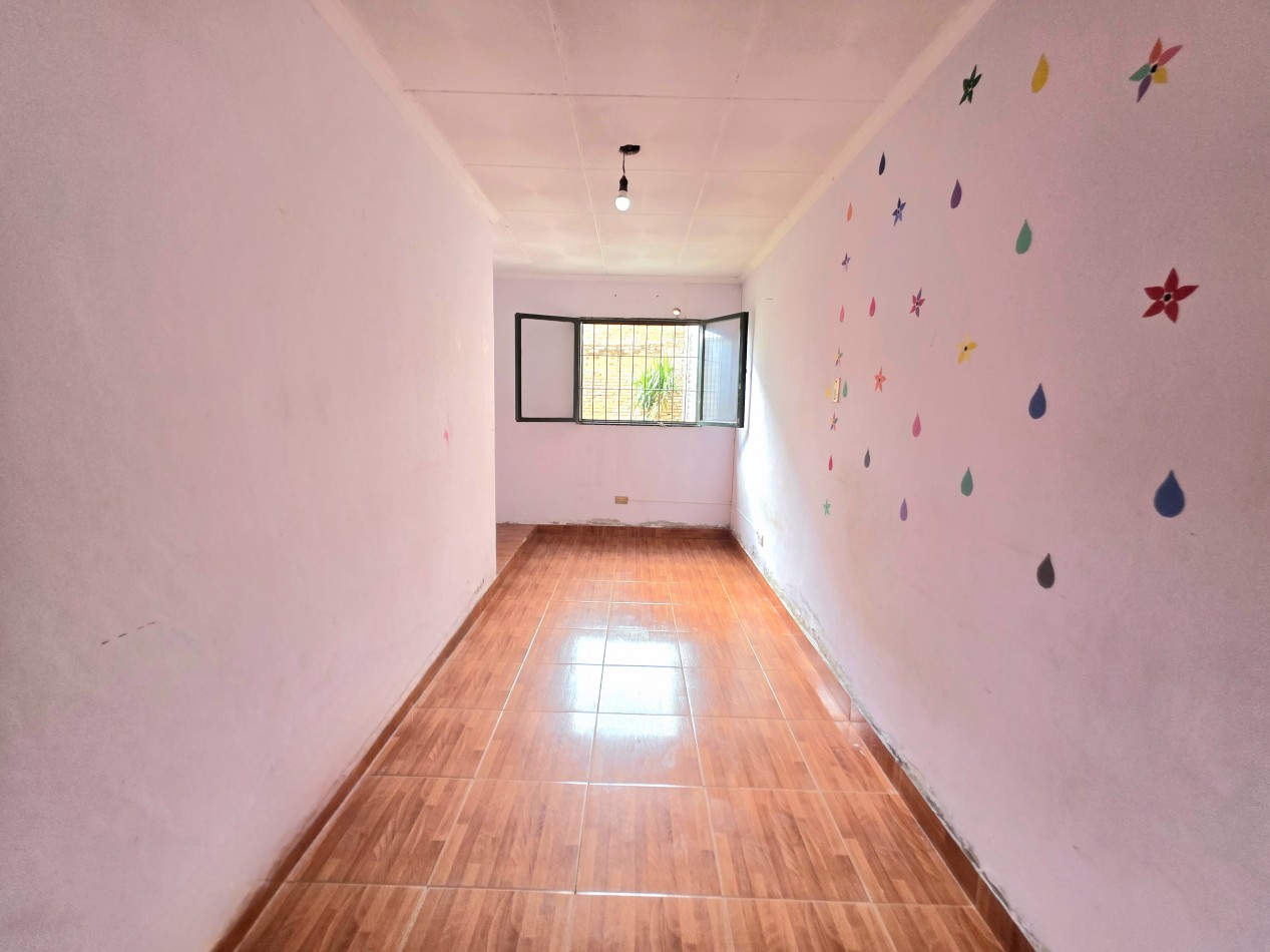 B° Lapacho Sur - Chabacubo al 4100 - Casa Esquina de 3D + Local c/ Fondo y Cochera