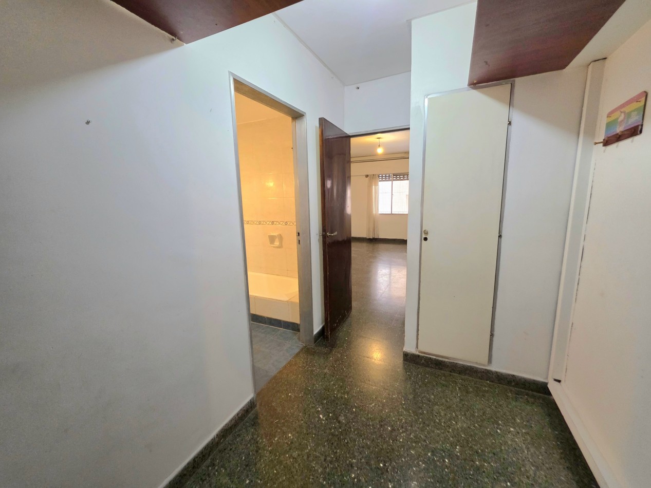 APTO CREDITO!! MAIPU AL 500 DEPTO. 2D + DEP. SERV. REFORMADO