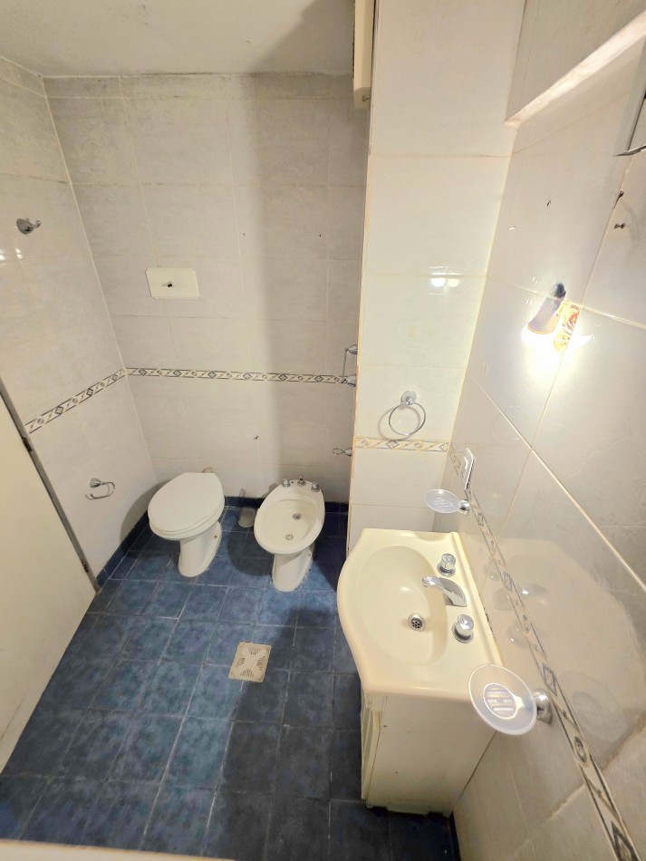 APTO CREDITO!! MAIPU AL 500 DEPTO. 2D + DEP. SERV. REFORMADO