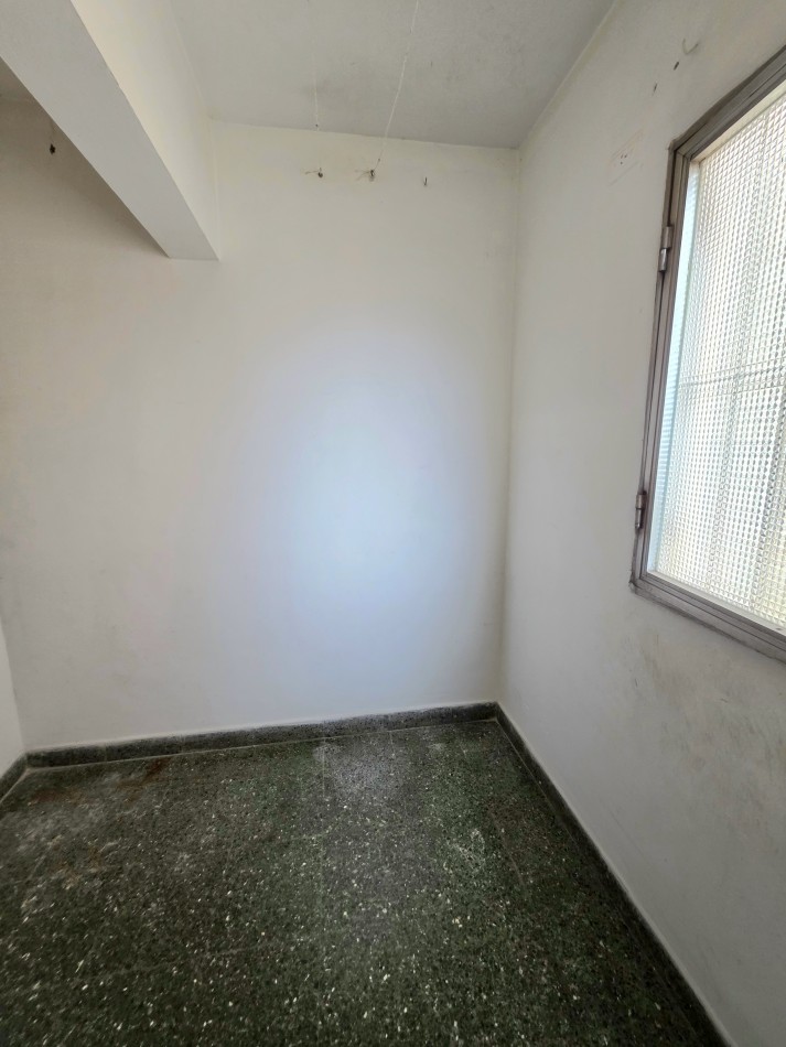 APTO CREDITO!! MAIPU AL 500 DEPTO. 2D + DEP. SERV. REFORMADO