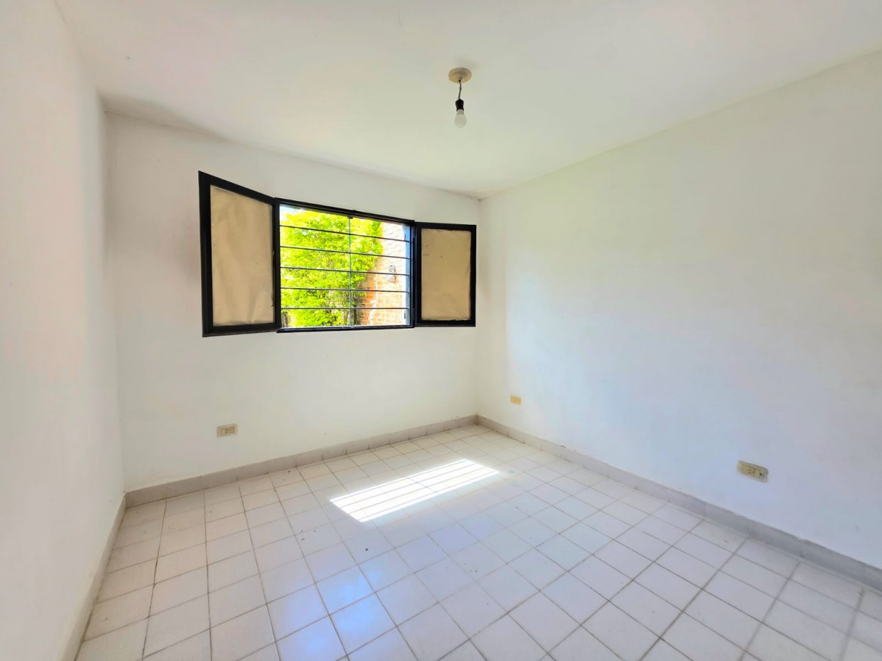 B° Psicologos Villa Carmela (Yerba Buena)- Casa de 2D + Fondo + Cochera