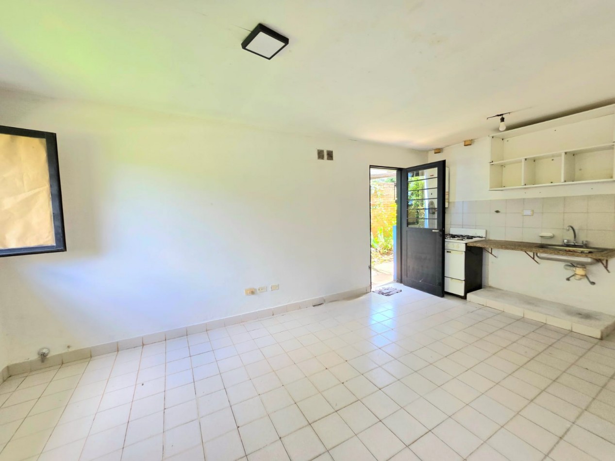 B° Psicologos Villa Carmela (Yerba Buena)- Casa de 2D + Fondo + Cochera