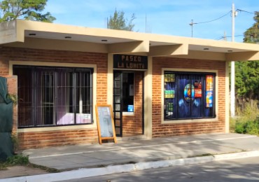Choromoro, Centro Comercial Esquina con 5 locales + terreno 