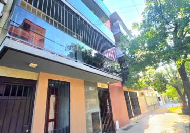 C/ España 948 - Monoambiente en Planta Baja con Balcon a la calle